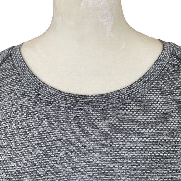 Avia women's XL gray heather stretchy pullover short sleeve crew neck t-shirt - Picture 5 of 10